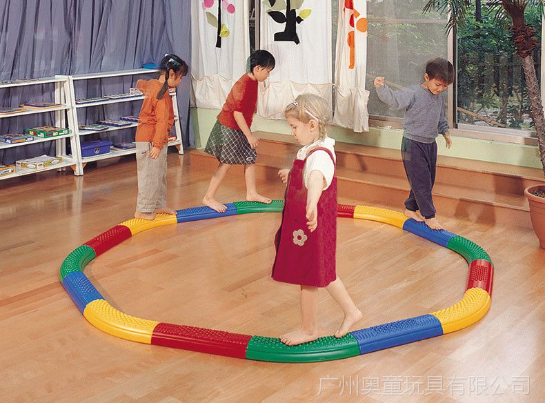 臺灣原裝進口WEPLAY玩具 感統訓練新寵，踩踏觸覺板助力兒童全面發展